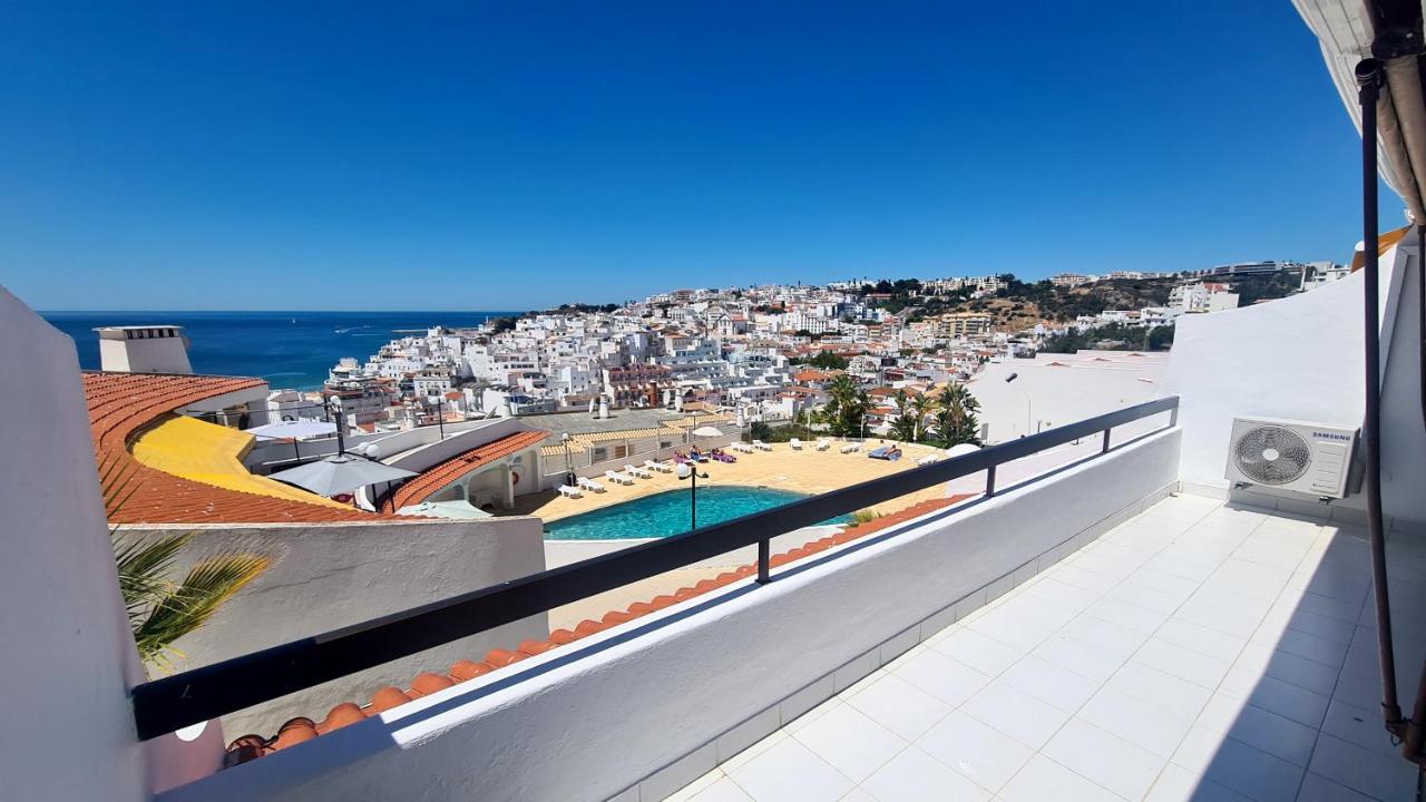Albufeira, One Step To The * Albufeira